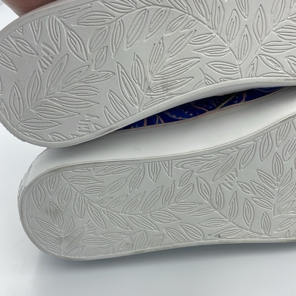 Lilly Pulitzer Women Sneaker Slip on Shoe SZ 7 Blue/Pink - Picture 11 of 12